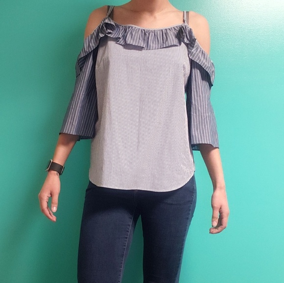 NWT Jane and Delancey Open Shoulder Striped Top - Picture 1 of 7